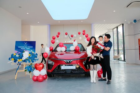 VinFast Công Bố Siêu Chính Sách "Mãnh Liệt Vì Tương Lai Xanh" Năm 2026