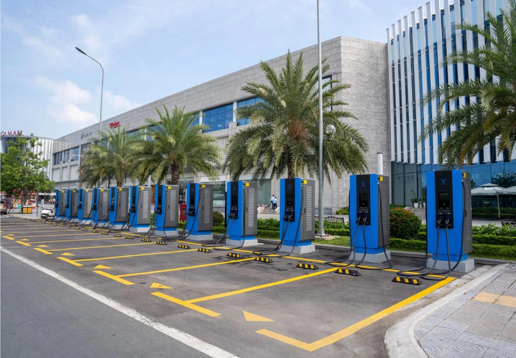 Pin & Trạm sạc VinFast VF9